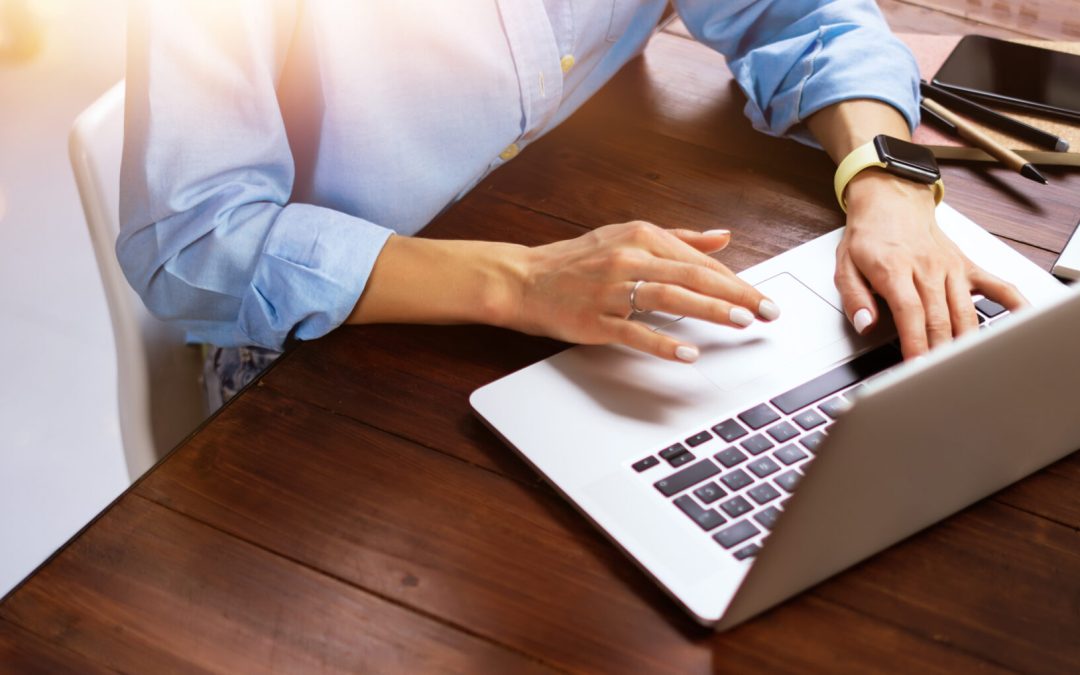 Write Like a Journalist to Get Your Marketing Content Read